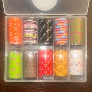 Supreme Multicolor Nail Art Set